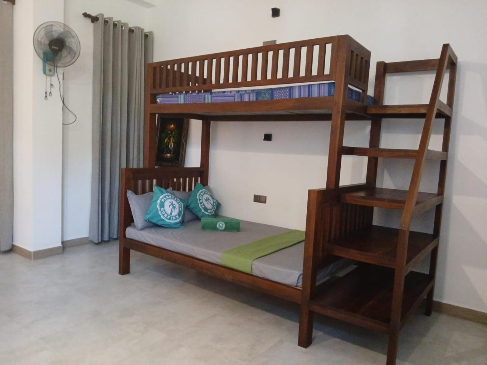 Plantation Surf Inn & Restaurant - Midigama East Rom bilde